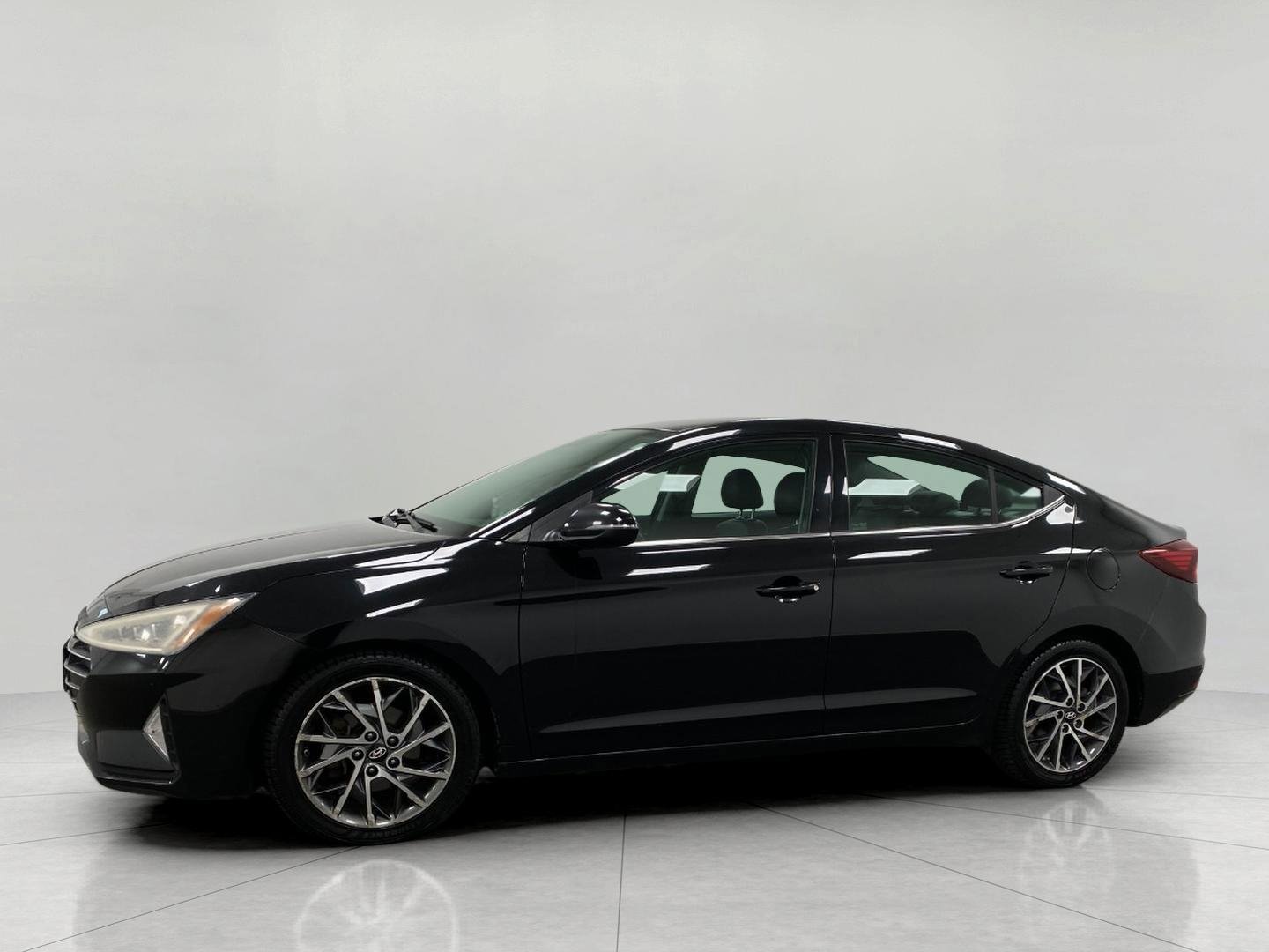 Used 2019 Hyundai Elantra Limited w/ Cargo Package FWD image 8