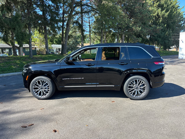 New 2027 Jeep Grand Cherokee Summit AWD/4WD image 7