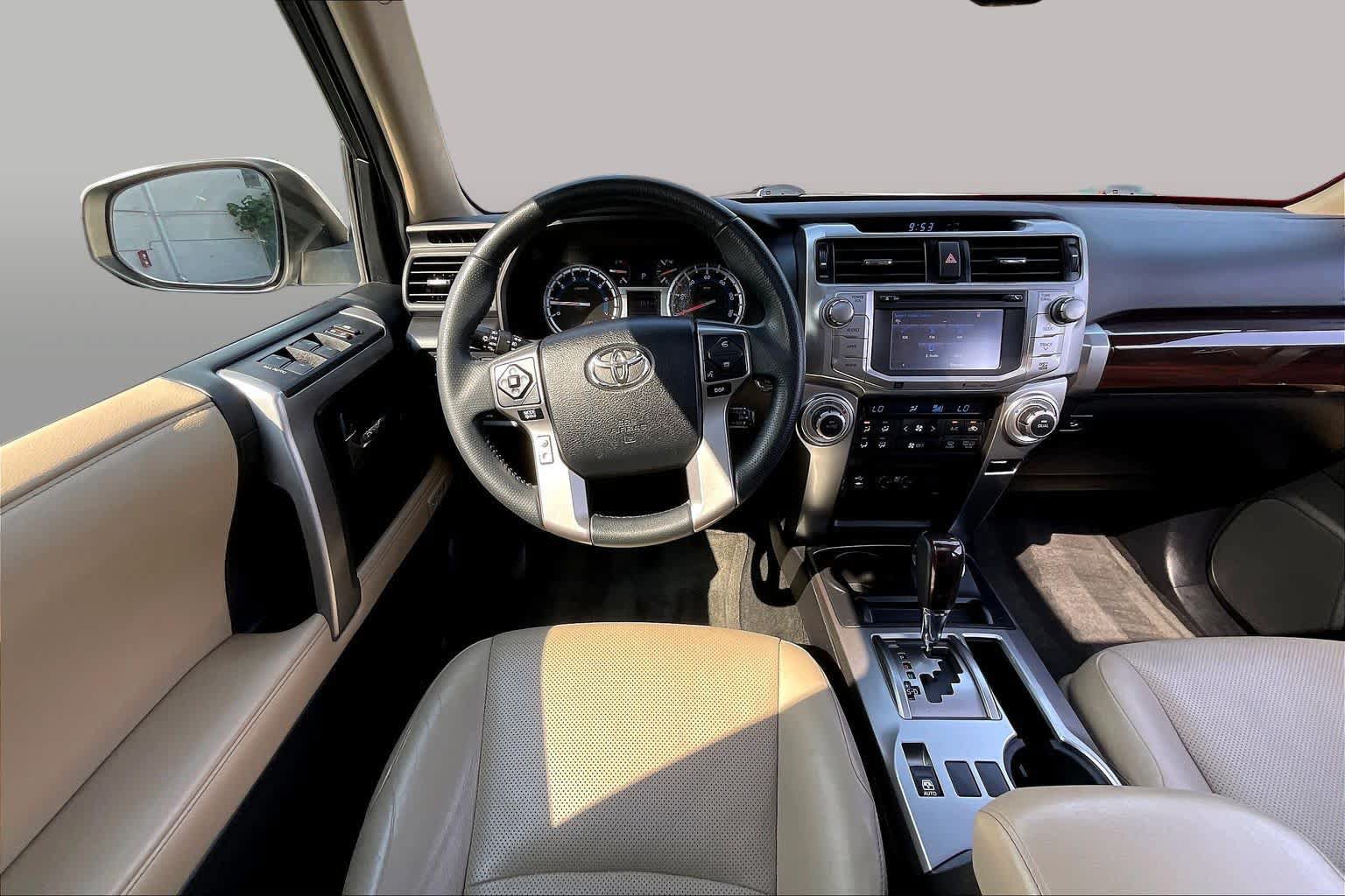 Used 2015 Toyota 4Runner Limited AWD/4WD image 5