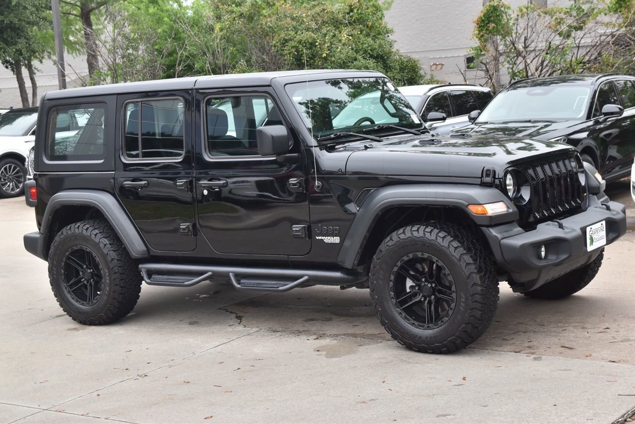 Used 2021 Jeep Wrangler Unlimited Sport AWD/4WD image 5