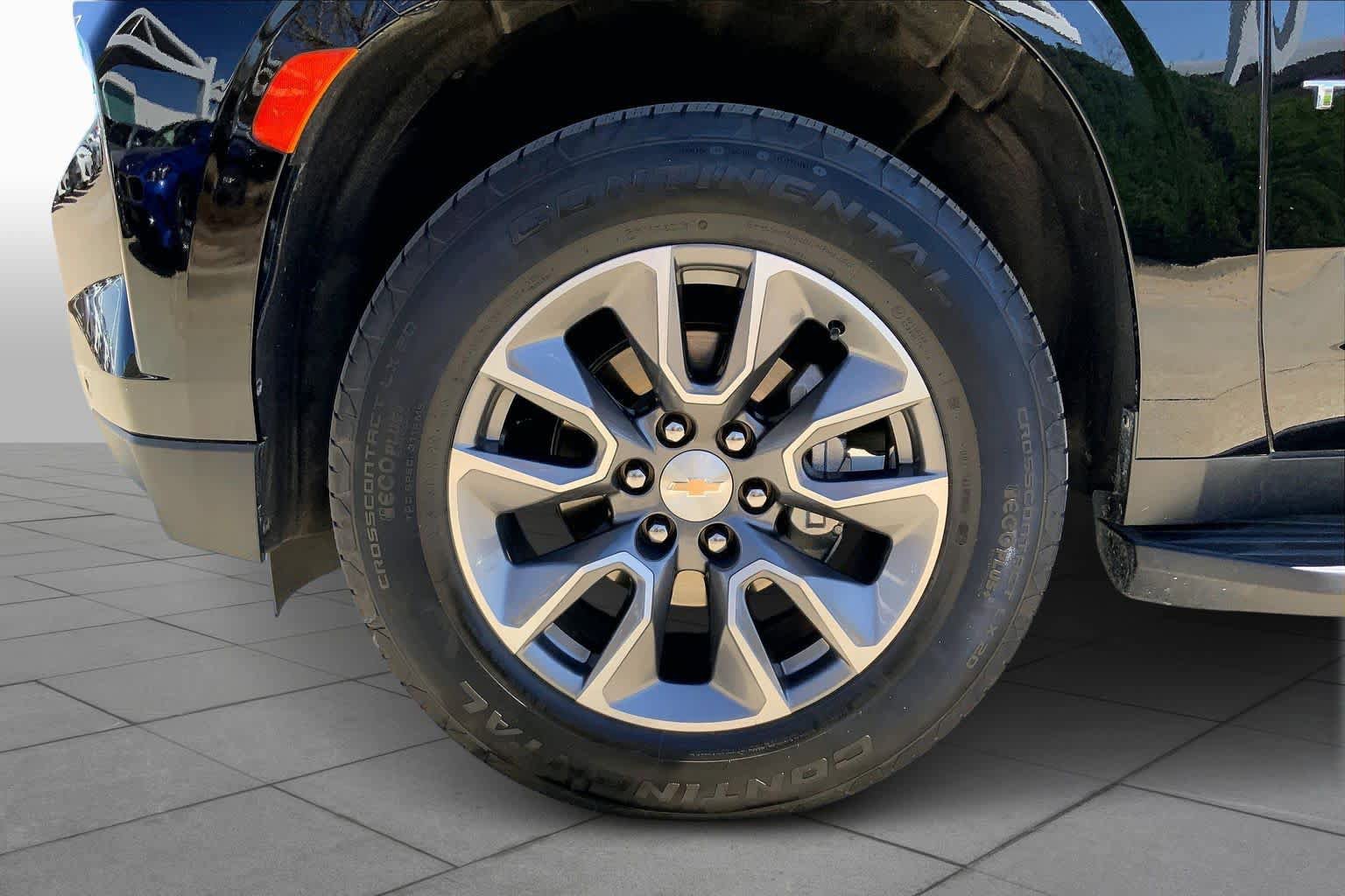 Used 2023 Chevrolet Tahoe LT w/ Luxury Package AWD/4WD image 10