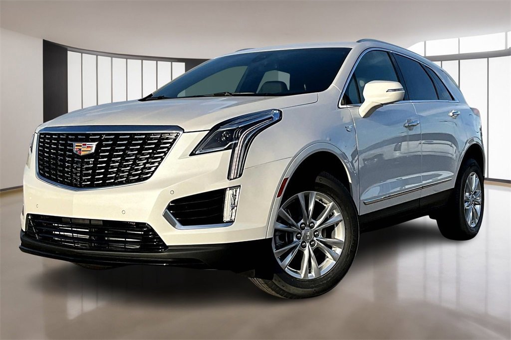 New 2026 Cadillac XT5 Luxury