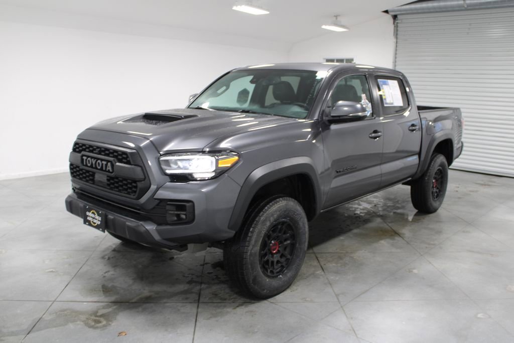 Used 2023 Toyota Tacoma TRD Pro image 4