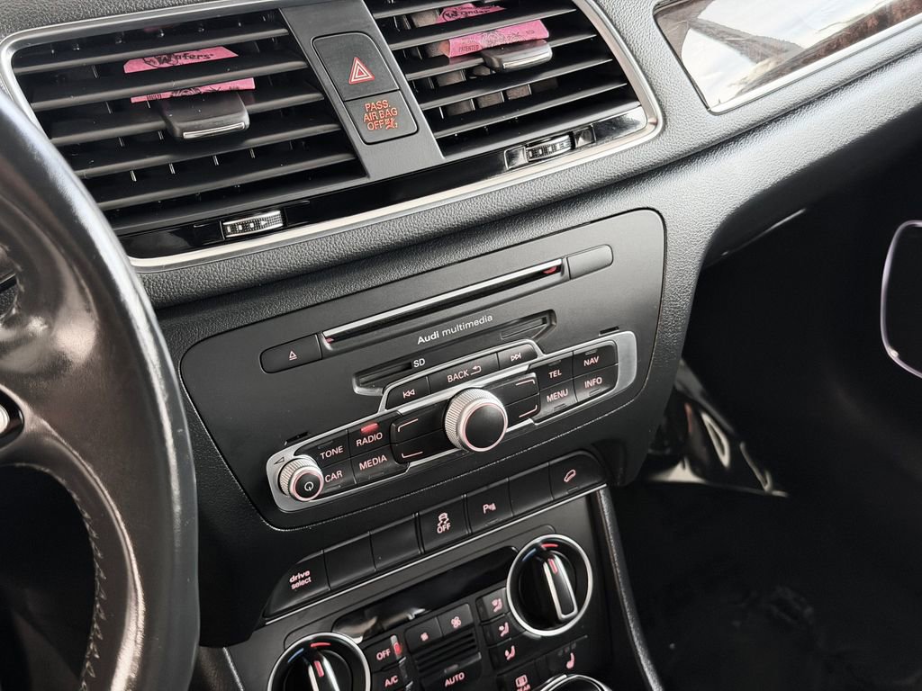 Used 2018 Audi Q3 2.0T Premium Plus w/ Premium Plus Package image 19