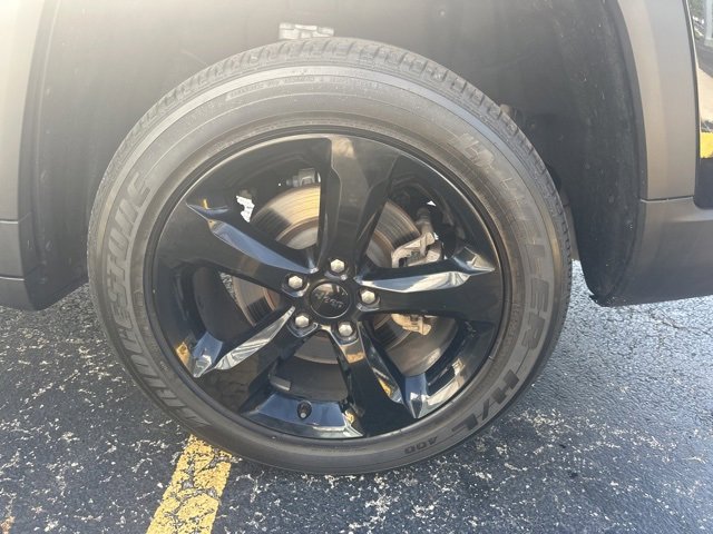 Used 2022 Jeep Grand Cherokee L Laredo image 31