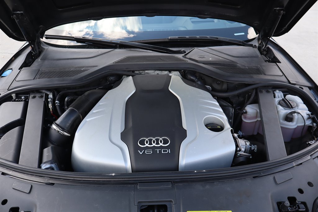 Used 2016 Audi A8 L TDI w/ Executive Package AWD/4WD image 45