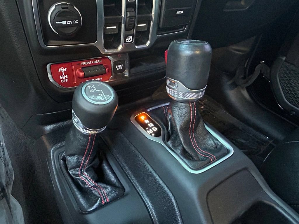 Used 2020 Jeep Wrangler Unlimited Rubicon AWD/4WD image 16