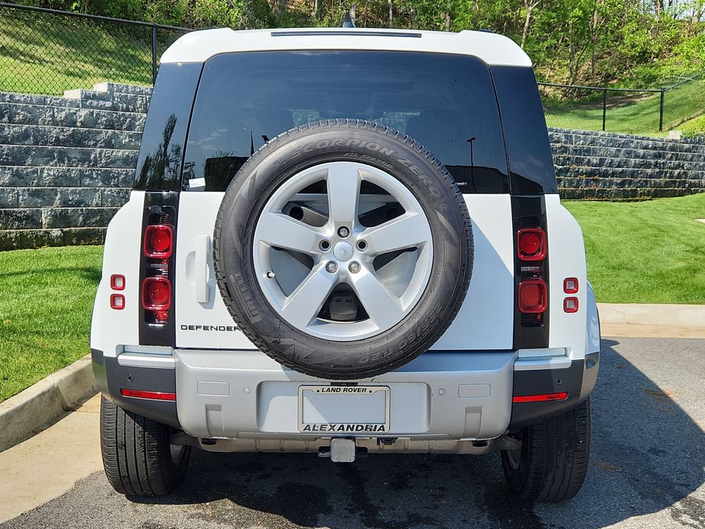 Used 2024 Land Rover Defender 110 S AWD/4WD image 7