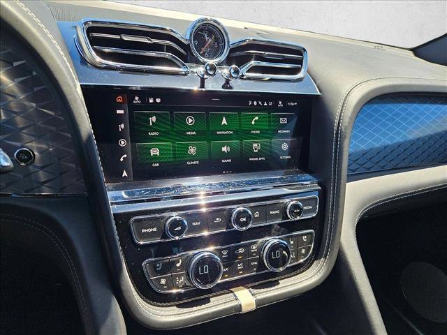 Used 2021 Bentley Bentayga Speed AWD/4WD image 12