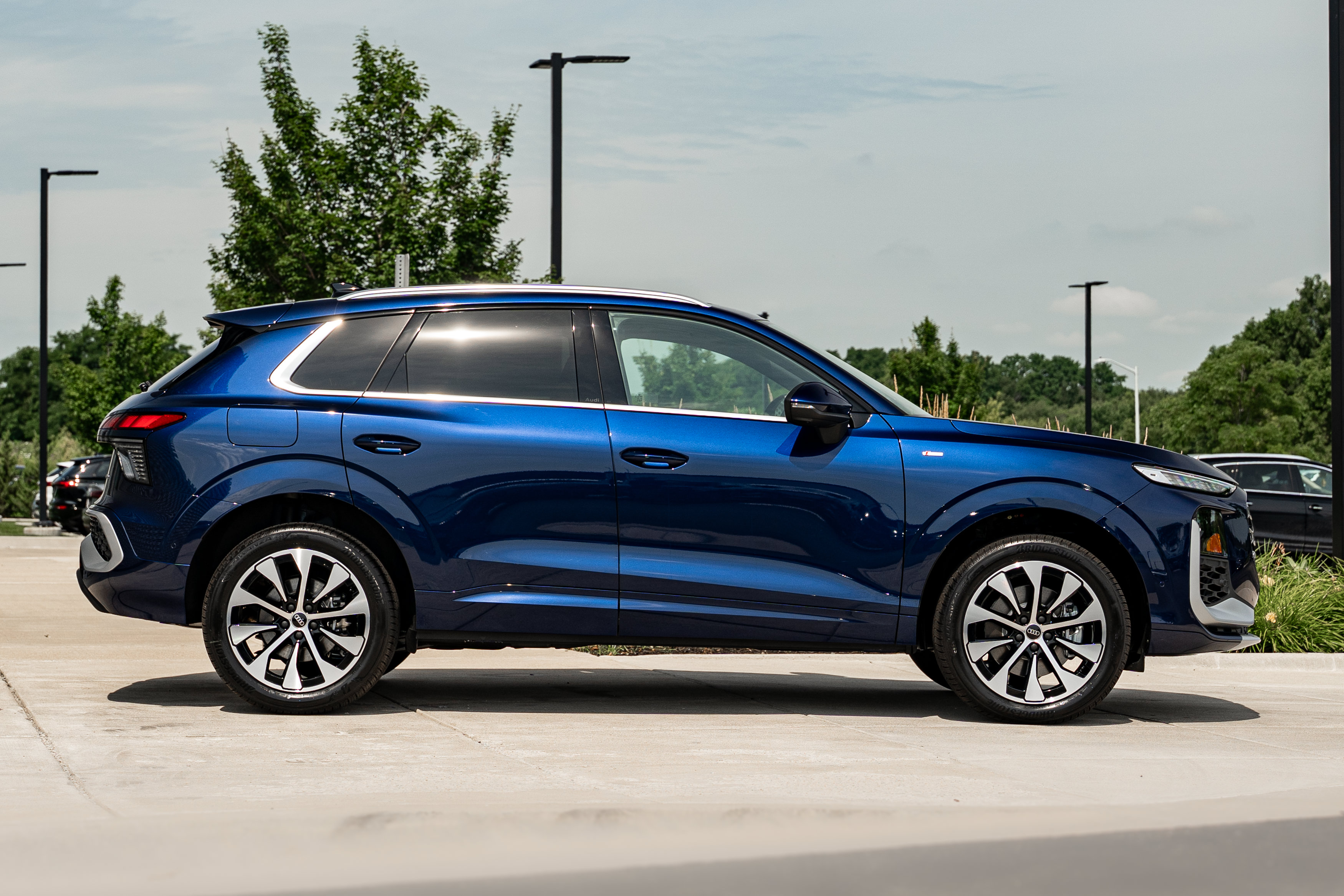 New 2026 Audi Q3 quattro 2.0T AWD/4WD image 3