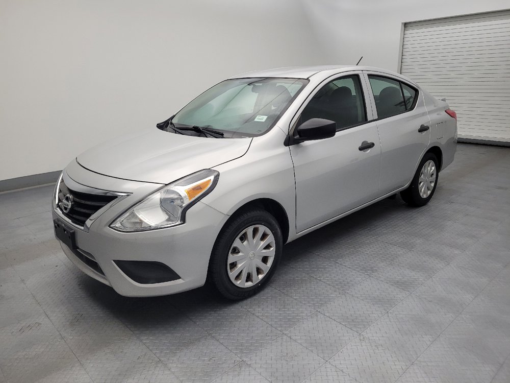 Used 2018 Nissan Versa S Plus FWD image 2