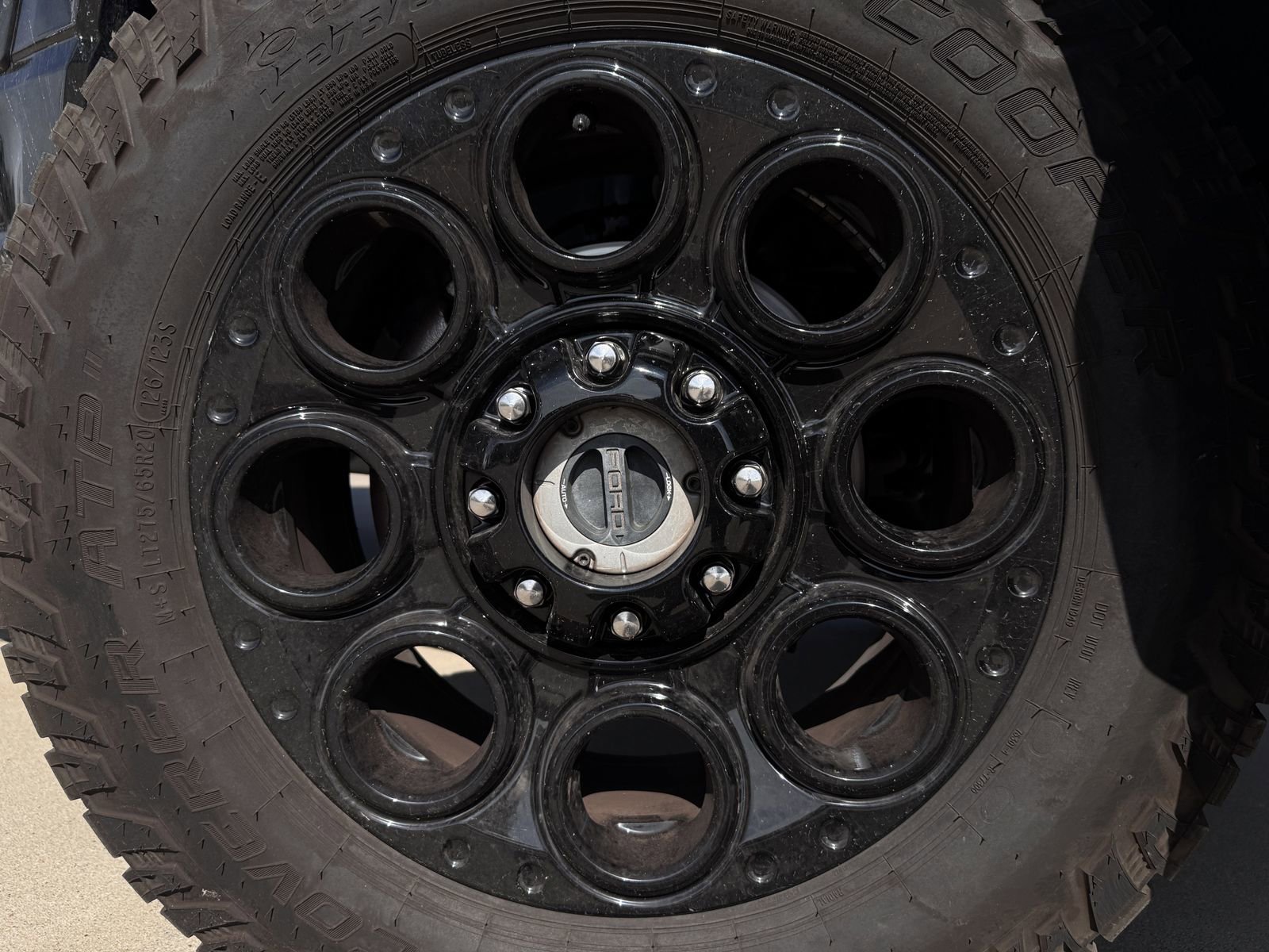 Used 2023 Ford F250 XLT w/ Black Appearance Package image 10