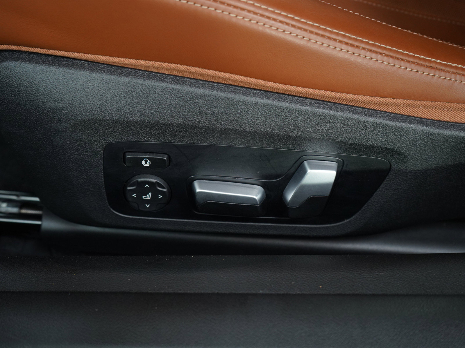 Used 2022 BMW M4 xDrive Competition w/ Executive Package image 25