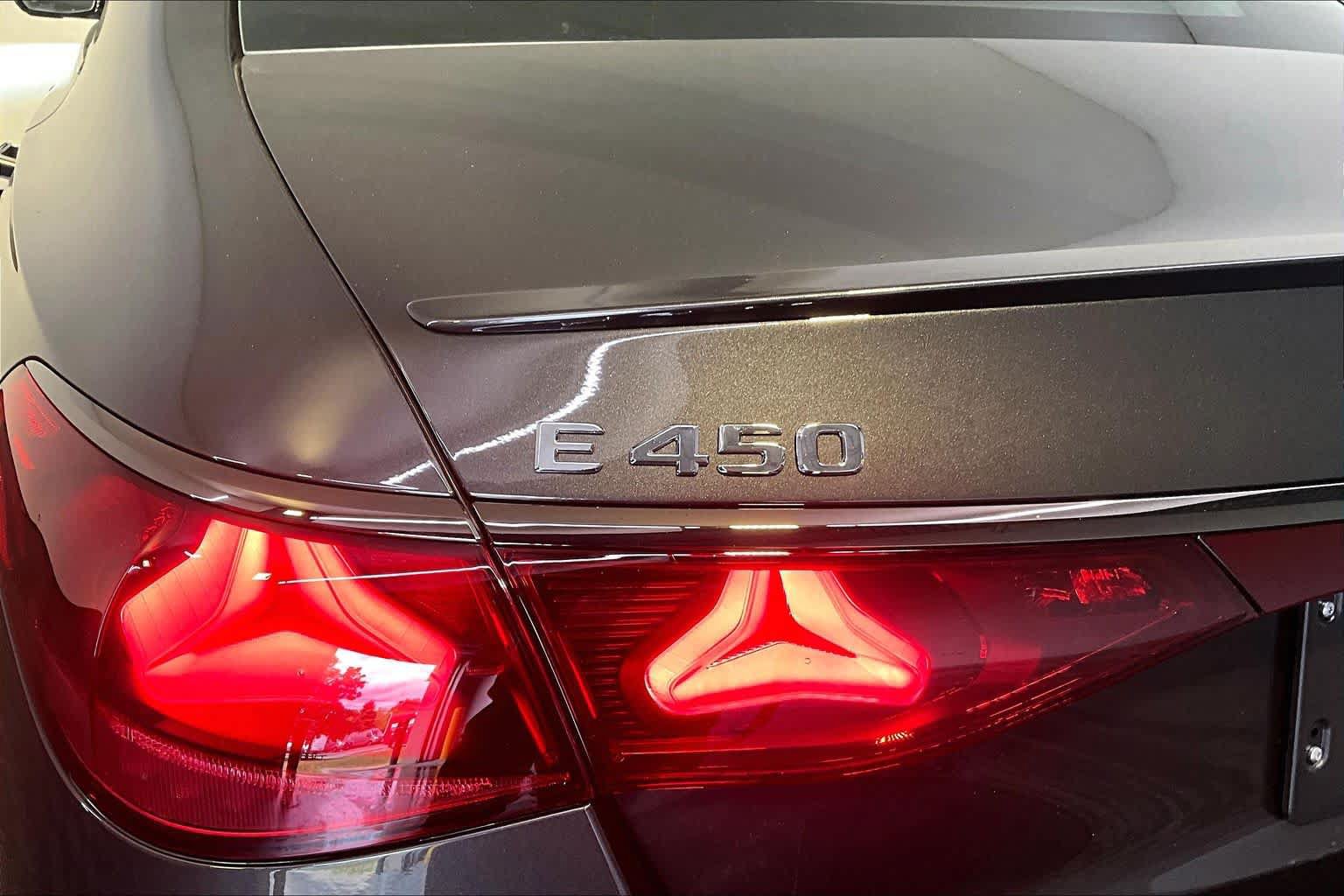 New 2027 Mercedes-Benz E 450 4MATIC Sedan image 6