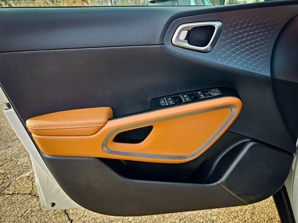 Used 2024 Kia Soul EX w/ Option Group 015 image 11