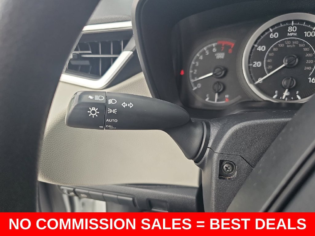 Used 2022 Toyota Corolla LE w/ Carpet Mat Package (TMS) FWD image 24