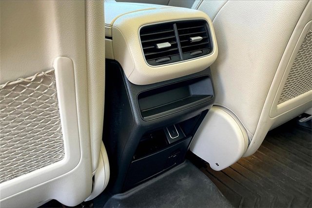 Used 2021 Mercedes-Benz GLE 350 4MATIC image 25