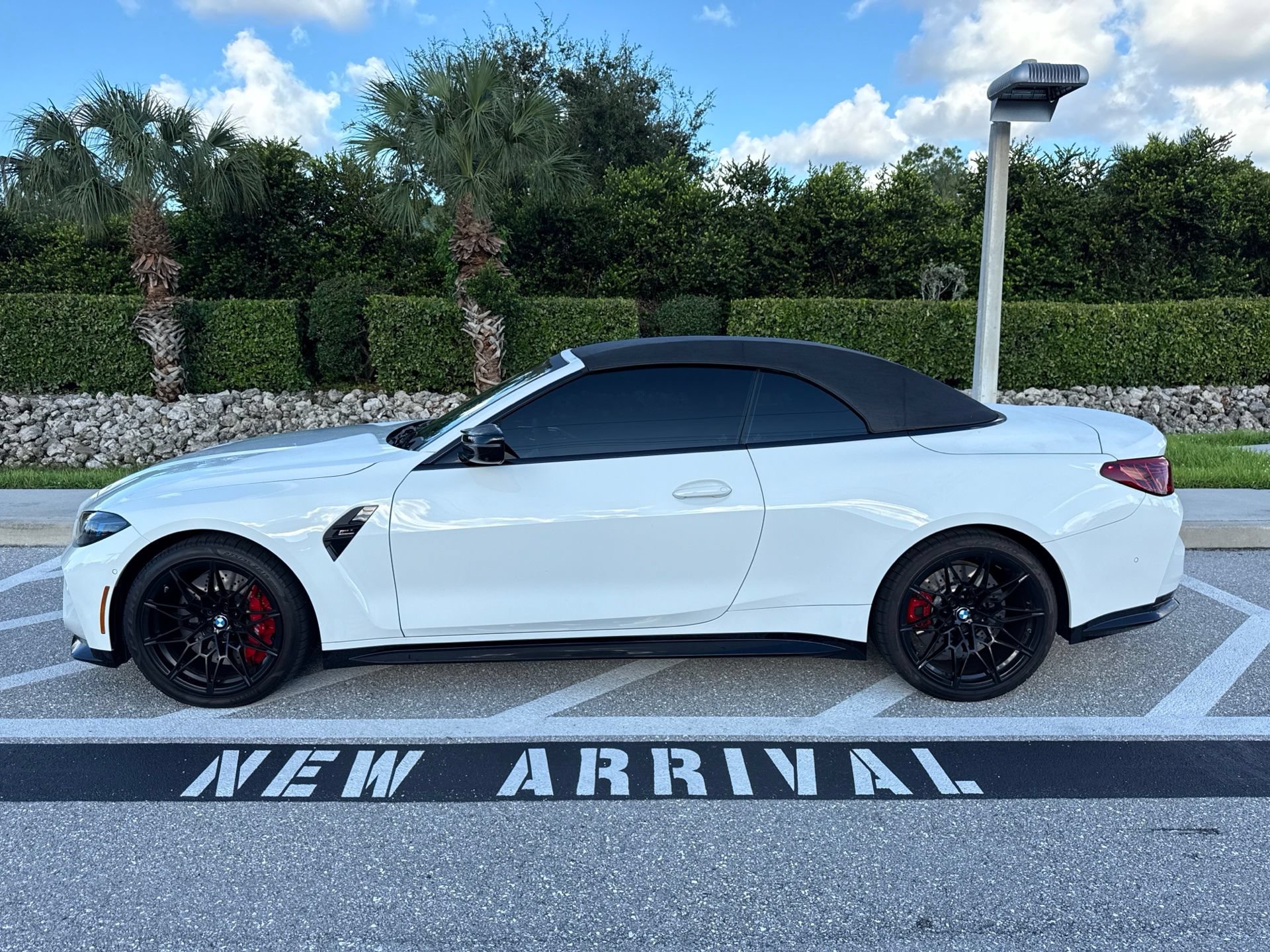 Used 2025 BMW M4 xDrive Competition AWD/4WD image 2