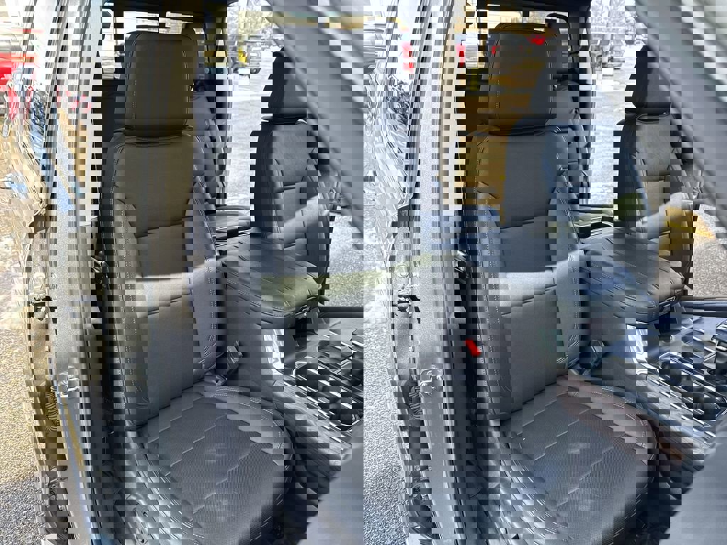 Certified 2023 GMC Sierra 1500 SLT w/ SLT Premium Plus Package AWD/4WD image 24