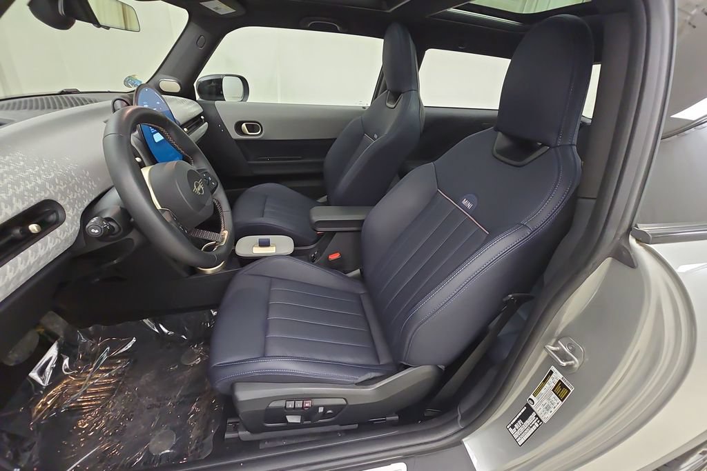 Certified 2025 MINI Cooper S FWD image 12