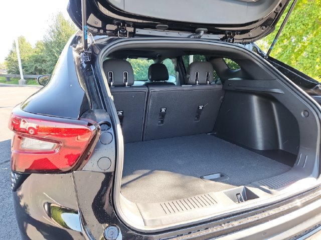 New 2026 Chevrolet Trax RS w/ Sunroof Package FWD image 16