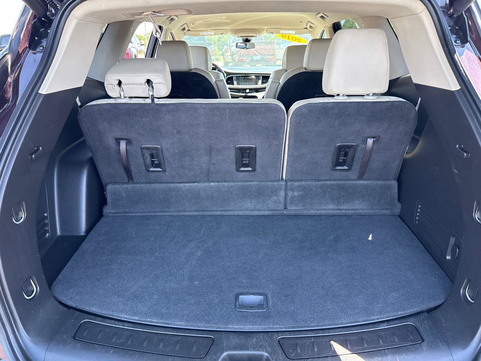 Used 2019 Buick Enclave Essence FWD image 7