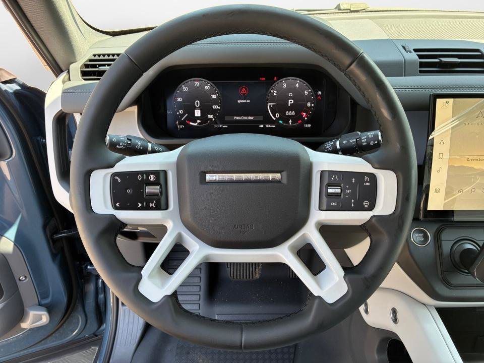 New 2026 Land Rover Defender 110 X-Dynamic SE AWD/4WD image 10