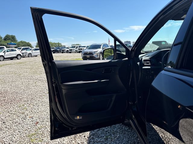 Used 2024 Honda Passport Black Edition image 15