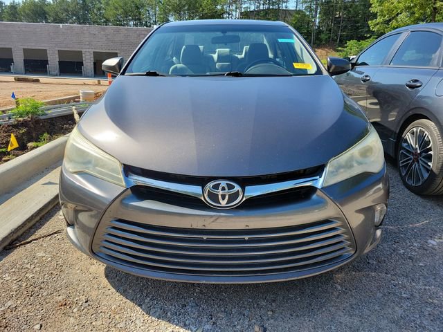Used 2016 Toyota Camry LE FWD image 2
