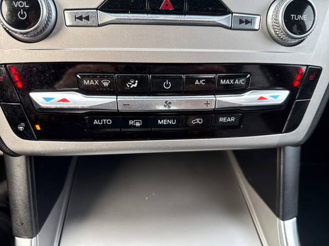 Certified 2022 Ford Explorer XLT w/ Equipment Group 202A image 25