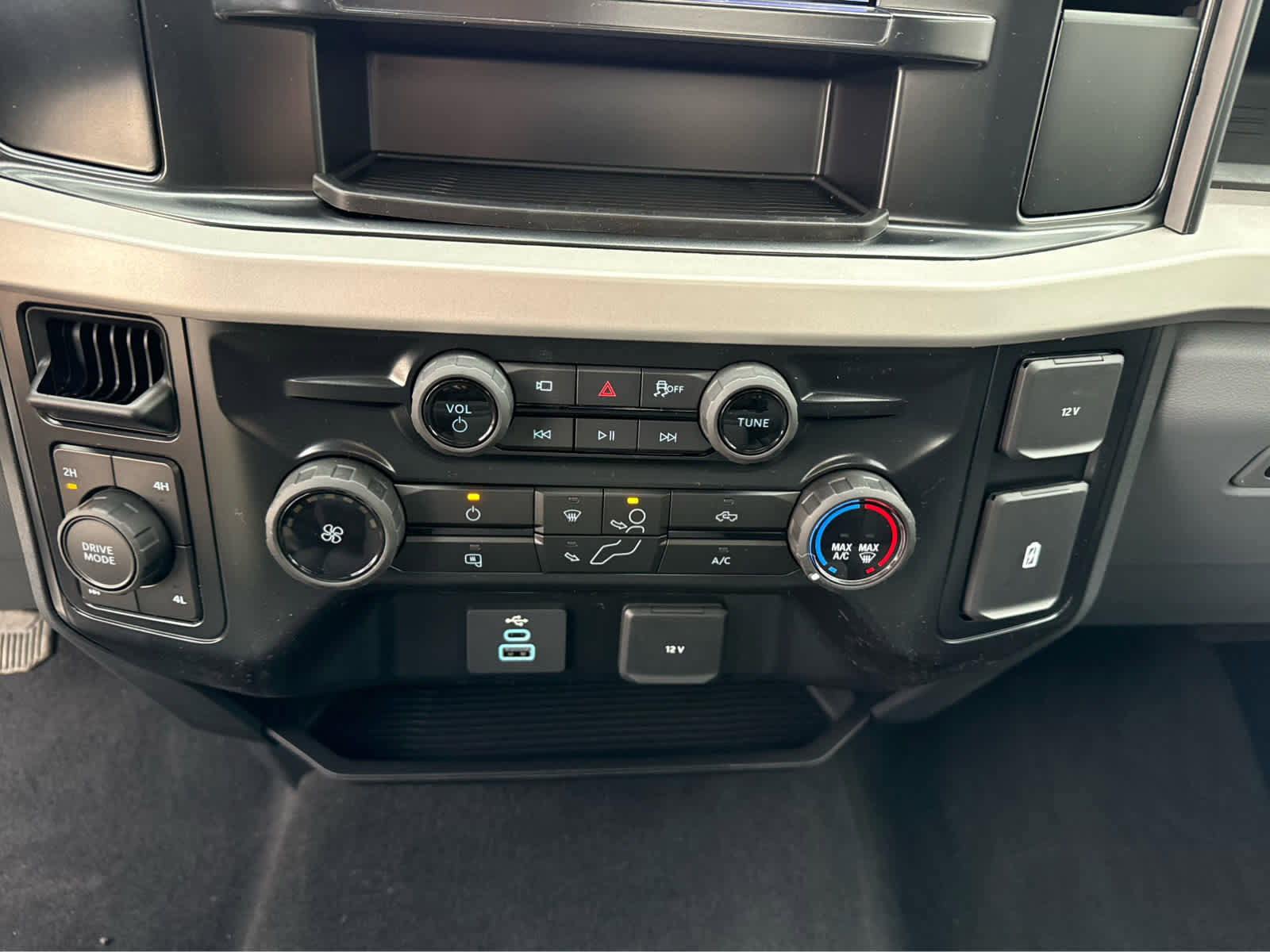 New 2025 Ford F350 XL w/ STX Appearance Package image 20