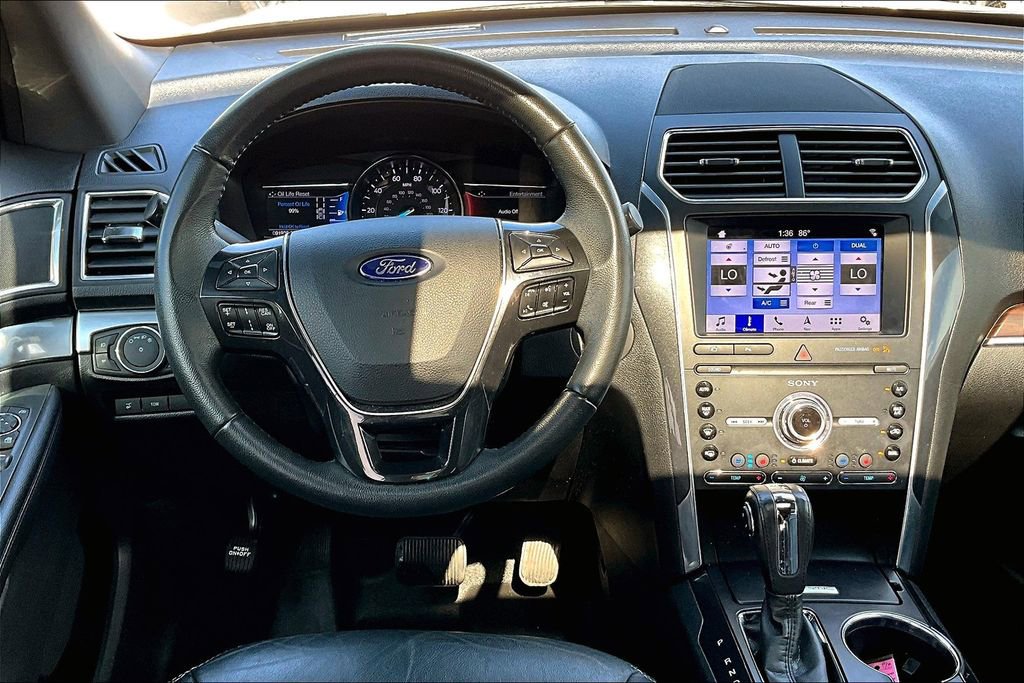 Used 2019 Ford Explorer Limited w/ Ford Safe & Smart Package image 7
