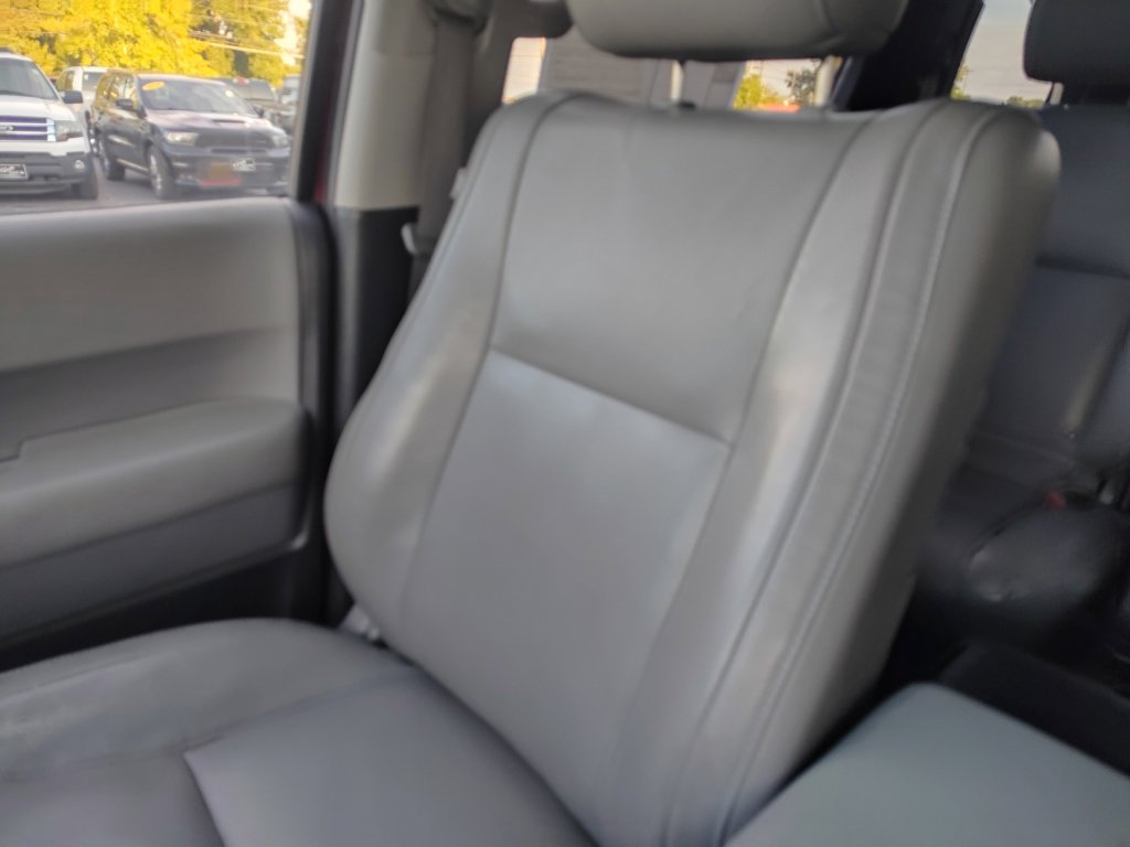 Used 2010 Toyota Sequoia Platinum image 11