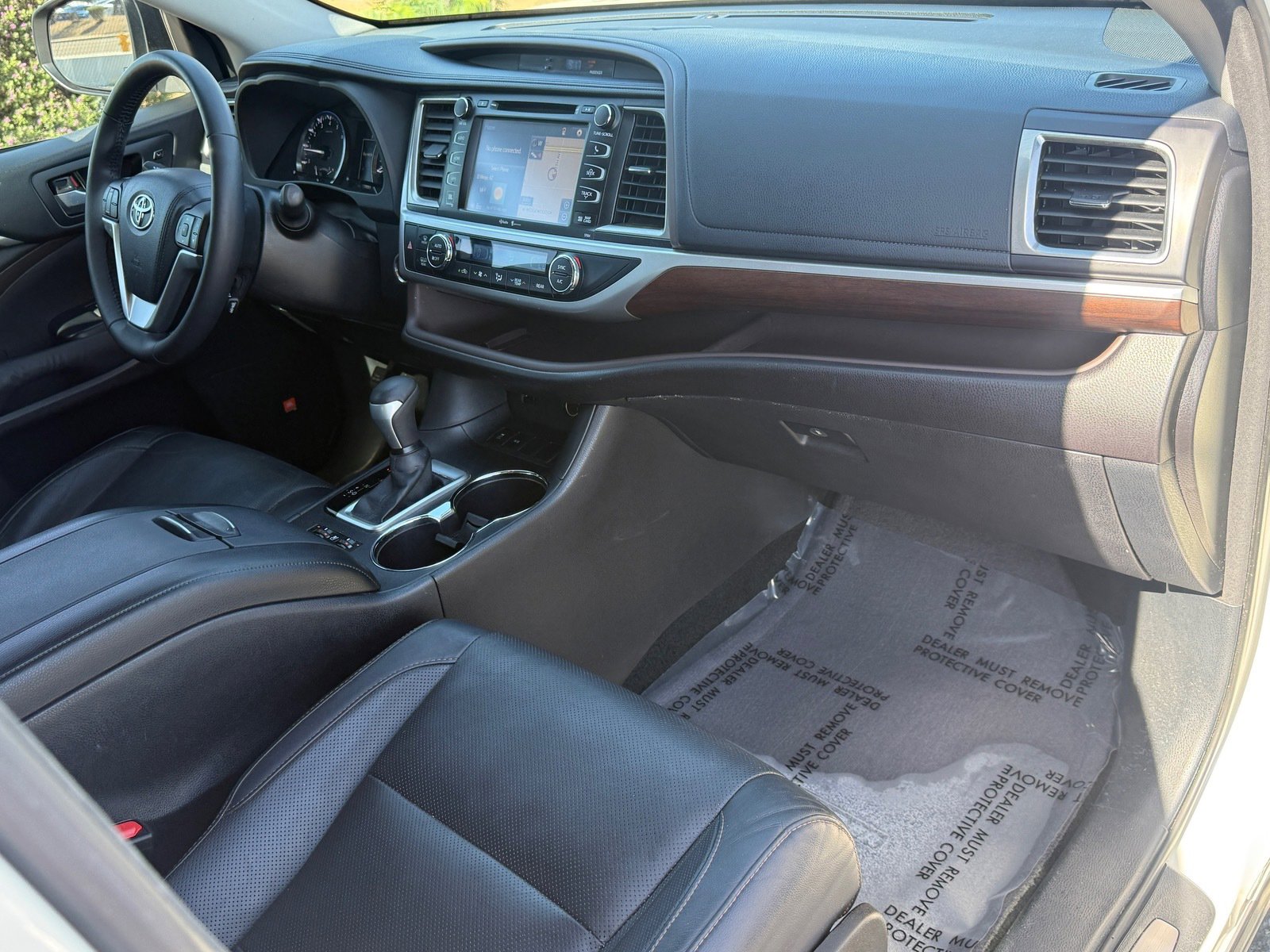 Used 2015 Toyota Highlander Limited FWD image 27