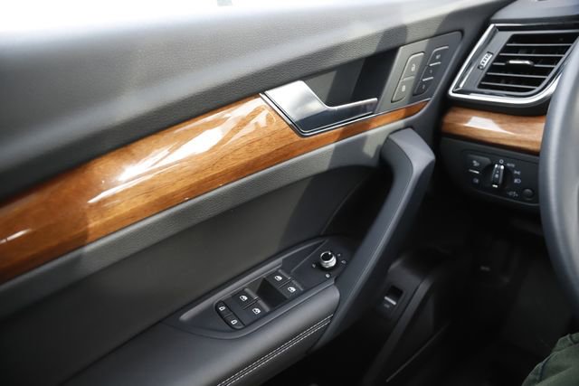 Used 2023 Audi Q5 2.0T Premium Plus w/ Premium Plus Package image 24