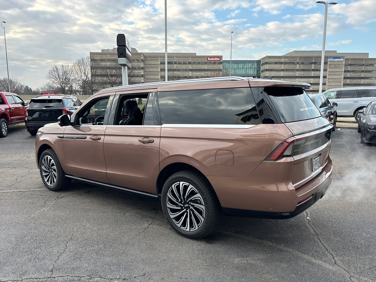 New 2025 Lincoln Navigator L Black Label image 5