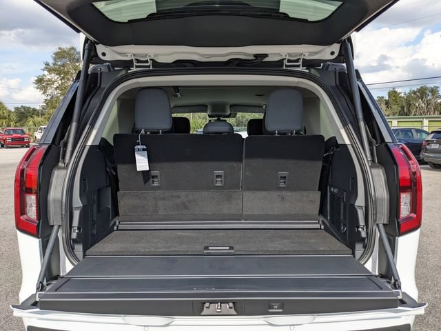 New 2025 Ford Expedition Active image 12