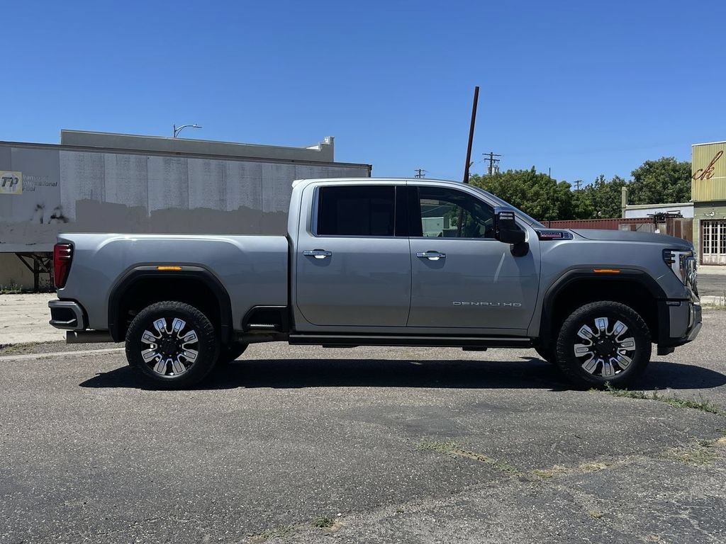Used 2024 GMC Sierra 2500 Denali w/ Denali Reserve Package AWD/4WD image 37