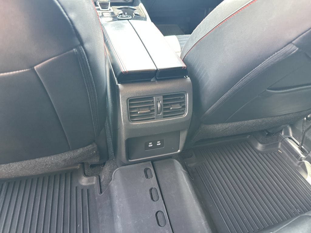 Used 2025 Nissan Rogue SV AWD/4WD image 32