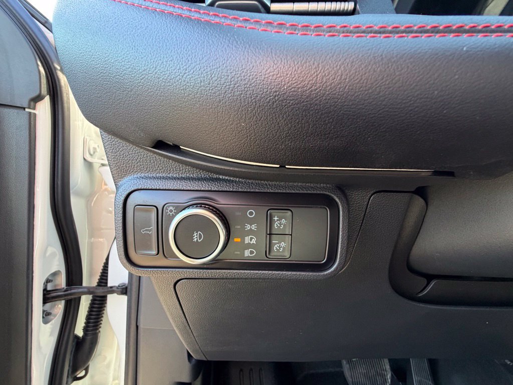 Used 2025 Ford Explorer ST AWD/4WD image 4