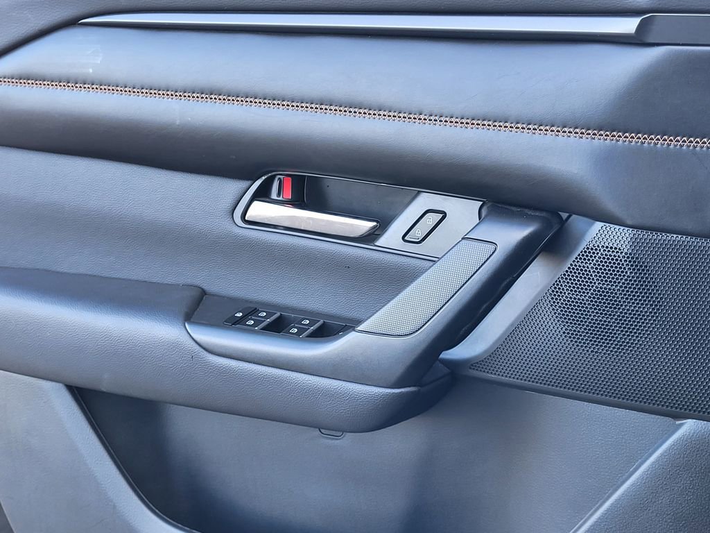 Used 2025 MAZDA CX-50 AWD 2.5 S w/ Cargo Package image 21