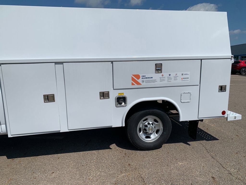 New 2025 Chevrolet Express 3500 Work Van w/ Power Convenience Package RWD image 9