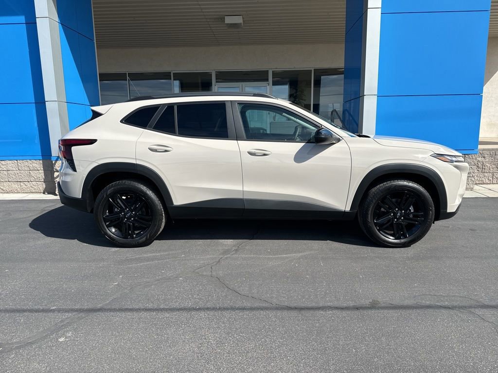 New 2026 Chevrolet Trax ACTIV w/ Driver Confidence Package image 2