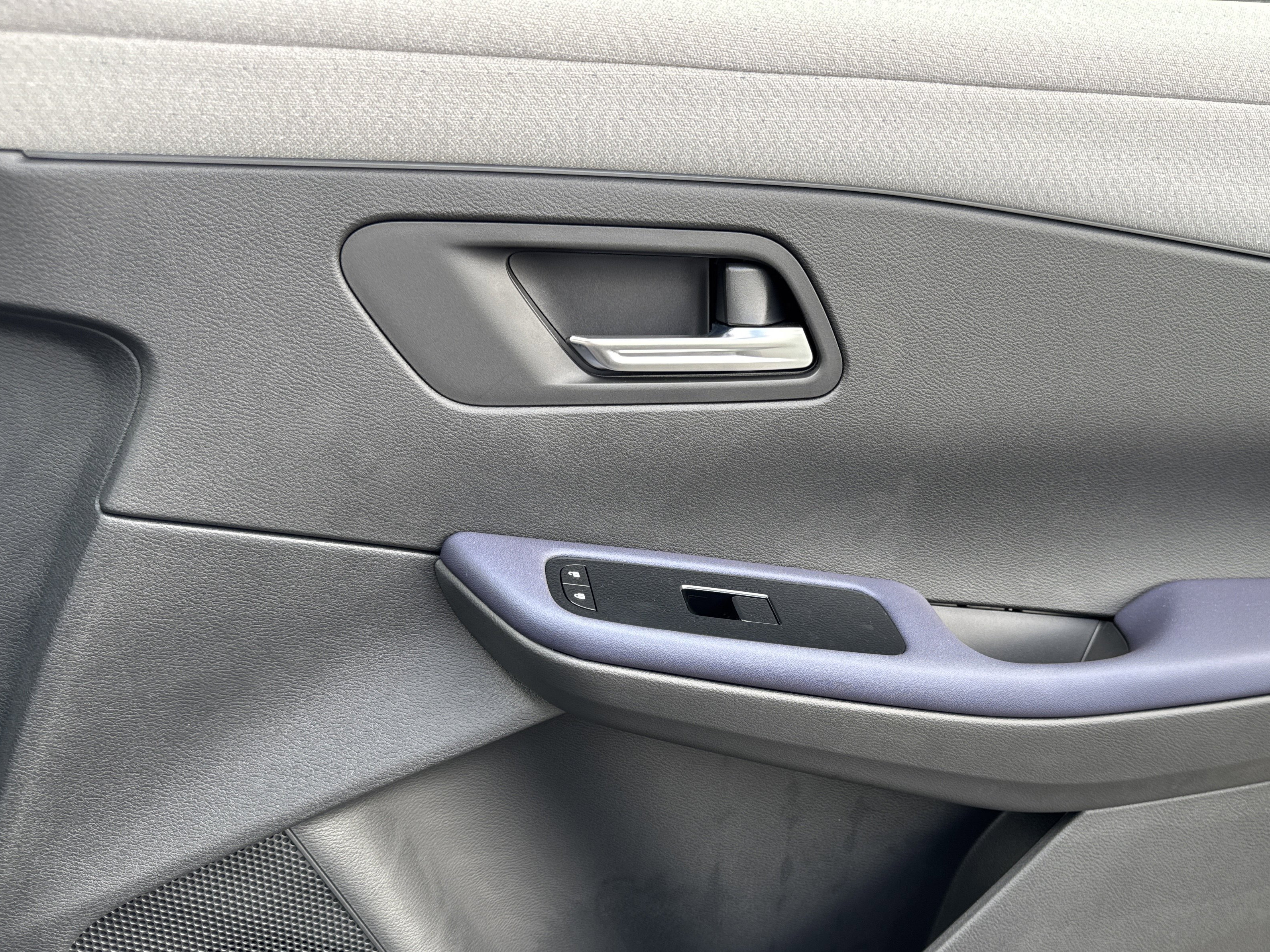 New 2026 Nissan Leaf SV+ FWD image 17