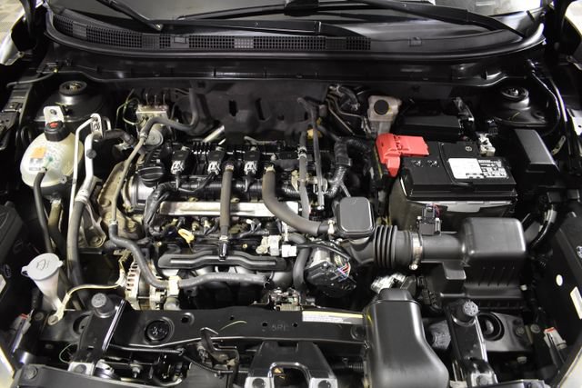 Used 2018 Nissan Kicks SV FWD image 35