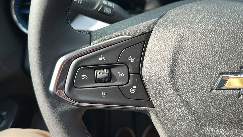 New 2025 Chevrolet Trax LT w/ LT Convenience Package image 16