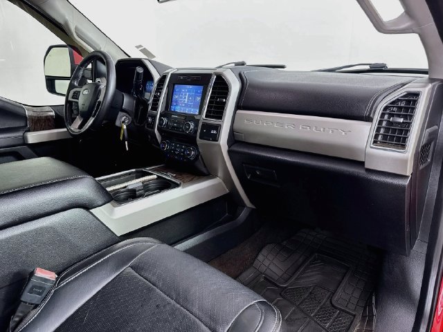 Used 2018 Ford F250 Lariat w/ Lariat Value Package AWD/4WD image 34