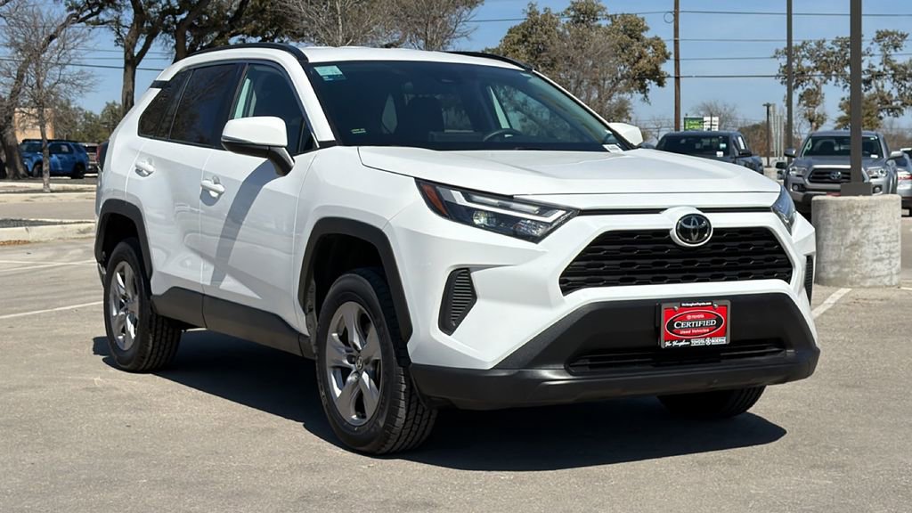 Certified 2025 Toyota RAV4 XLE image 3