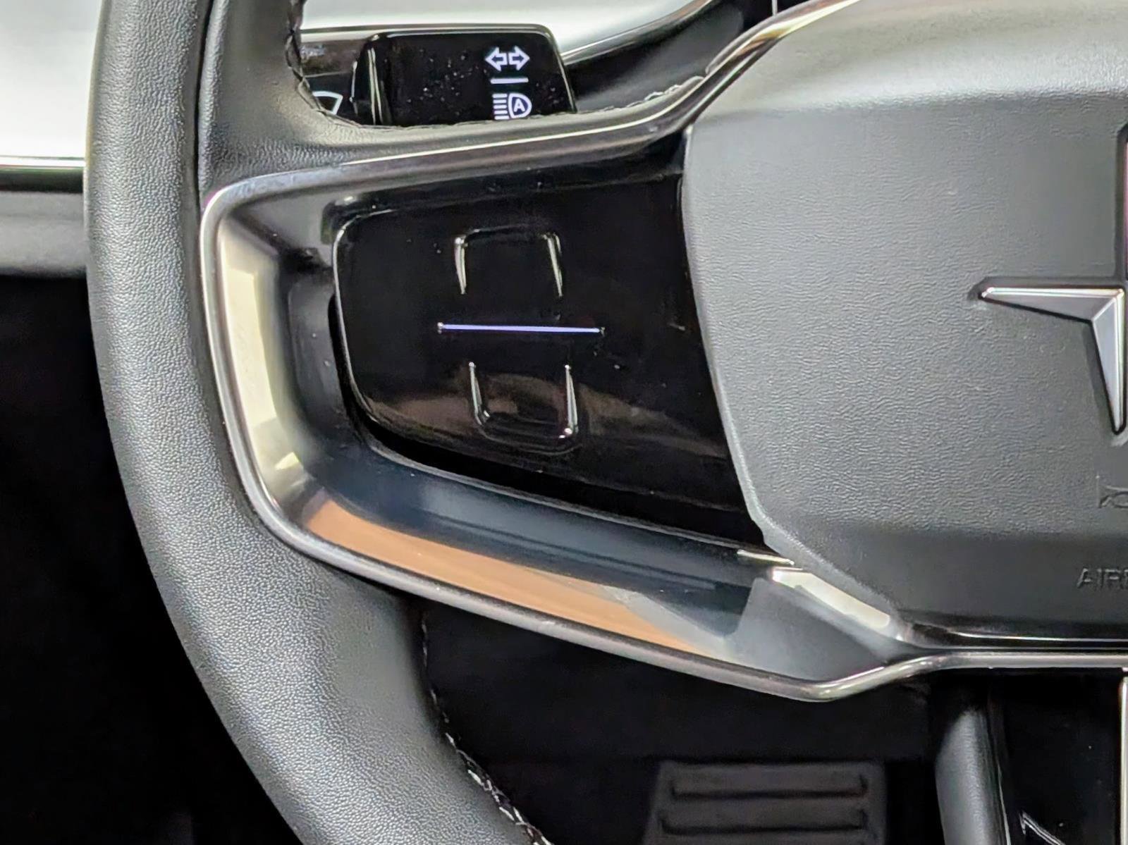 Used 2025 Polestar Polestar 3 image 36