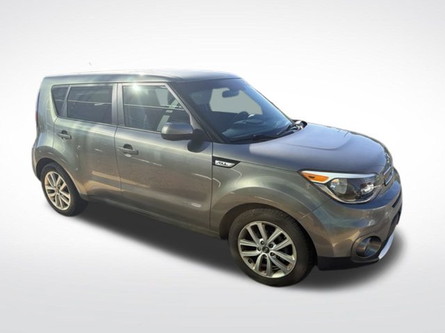 Used 2018 Kia Soul + FWD image 14